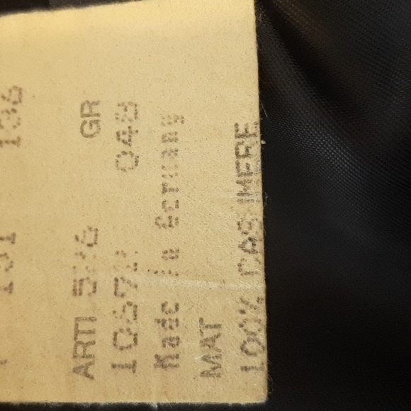 Hugo Boss CASHMERE coat - Picture 12 of 12